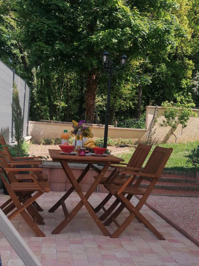 Charmant Appartement T2 Dans Villa Avec En Supplement Spa Exterieur De Mai A Septembre Laveyron Exterior photo